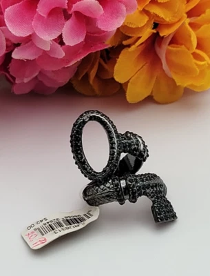 Lucky Brand Spoon Ring Size 6 Gunmetal Tone Black Rhinestone Wrap Around - Image 1 of 4