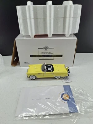 Franklin Mint Diecast 1/24 Scale 1956 Ford Thunderbird Box And Paperwork Ltd Ed - Image 1 of 4