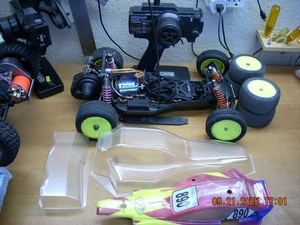 TEAM LOSI XXX CR   1/10 Buggy Graphite R/C Electric  Buggy - Picture 1 of 5
