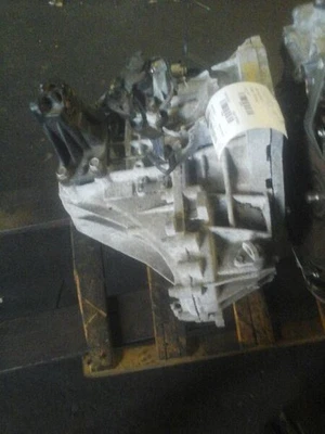 Transmisión manual Hyundai Veloster 13-14 6 velocidades VIN E 8º dígito turbo Foto 1 de 4