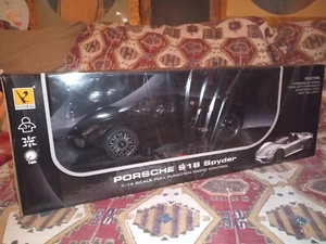 NICE 1/14  REMOTE CONTROL  PORSCHE 918 SPYDER CAR, BLACK GLOSS,LIGHTS,BOXED,NEW - Picture 1 of 5