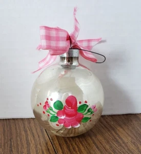 Vintage Shiny Flower Pattern Hand Painted Red Round Ball Christmas Ornament - Picture 1 of 3