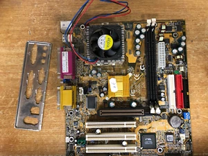 Gigabyte ga-72mm - socket a 462 - sdram + athlon 1000 - tested - Photo 1/3