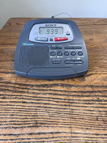 Sony Dream Machine ICF-C723 Clock Radio AM/FM Alarm Clock  Digital Voice Memo Cover