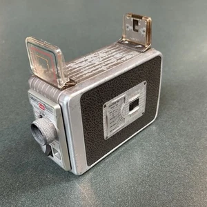 Vintage Kodak Brownie 8mm Movie Camera Model II – Tested & Working! SN 2062374 - Picture 1 of 8