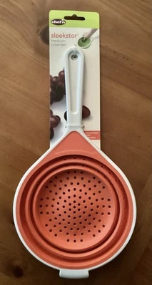 Coador médio dobrável Chef’n Sleekstor com alça para enxaguar NOVO - Imagem 1 de 4