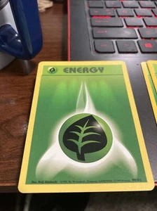 Grass Energy 99/102 Base Set Pokemon Card - Picture 1 of 2