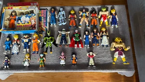 Vintage Dragon Ball Z Figure Lot - Bandai Super Battle Collection, Cards, Burger - Picture 1 of 21
