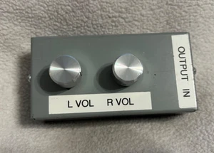 Used Volume Regulator Microphone Audio Input output Single 1 Max Min Ham Radio - Zdjęcie 1 z 4