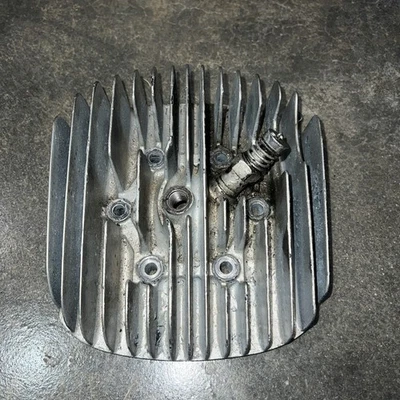 Culata OEM 1977-84 Suzuki PE RM 250 incluye liberación de compresión Foto 1 de 4