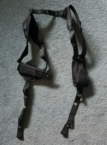 Uncle Mike's 77010 Pro-Pak Horizontal Shoulder Holster Mag Pouch Size 1 Med Auto - Picture 1 of 2