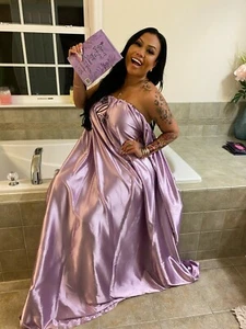 Queen Tings Yoni Vaginaldampfkleid Satin Lavendel UVP $ 38 - Bild 1 von 3