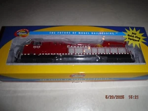 ATHEARN HO AC4400 CANADIAN LOCOMOTIVE #8533 "DCC QUICK-PLUG EQUIPPED" BRAND NEW! - Picture 1 of 6