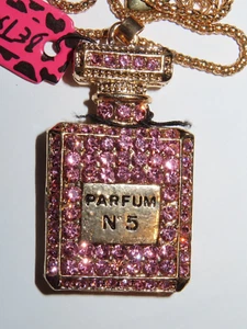 New Betsey Johnson Pink Rhinestone No.5 Parfum Pendant & Necklace - Picture 1 of 4