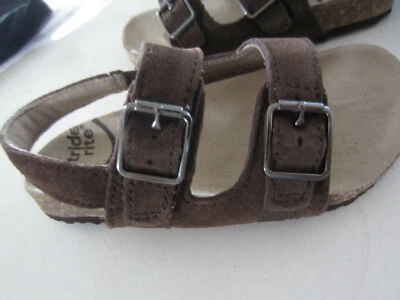 SANDALIAS STRIDE RITE SR Big BOY'S SLIP ON de gamuza ~ SBBS192000 ~ NUEVAS EN CAJA, TALLA 2M Foto 1 de 4