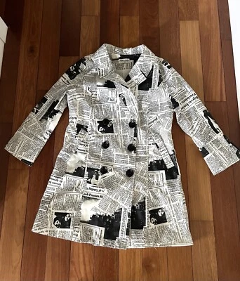 Miu Miu Periódico Trench / Chaqueta de Lluvia Mujer Mediana Foto 1 de 3