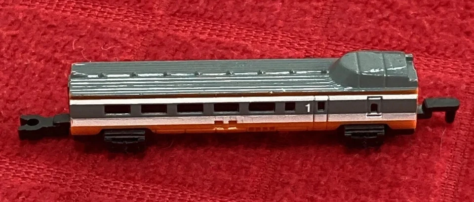 Coche vintage 1989 micro máquinas "tren bala" #1 de Galoob Foto 1 de 4