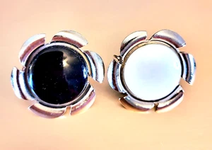 Vintage Sarah Coventry "Color Frame" Ohrringe schwarz/weiß Wendeclip silber - Bild 1 von 14