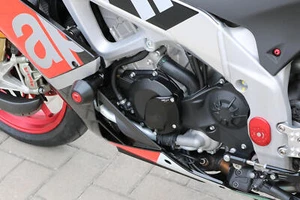 Cubierta protectora de alternador CNC Racing aleación ligera para Aprilia RSV4 RR/RF 09-18 - Imagen 1 de 4
