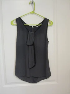 Gray Silk Tank Top Halogen XS Extra Small Blouse Work Black Trim Zip - Picture 1 of 8