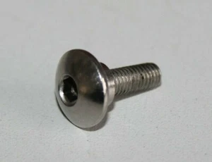 Schraube Verkleidung mit Bund M5 Gewinde Suzuki 09139-05054 - Picture 1 of 6