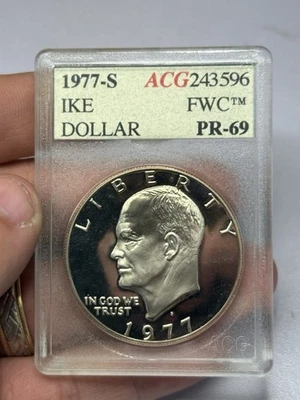1977 S Proof Eisenhower Dollar Vintage Accugrade Holder  - Image 1 of 4