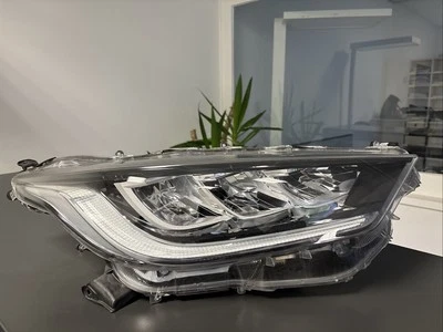 TOYOTA YARIS IV 4 FRONTSCHEINWERFER FULL LED VORNE RECHTS KOITO K0-8EU - Bild 1 von 4