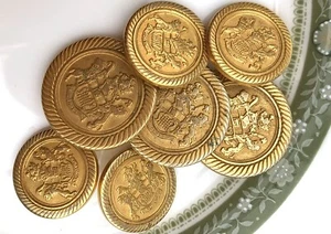 Pack of 6 Gold Military Jacket Buttons with Rampant Lion - Picture 1 of 2