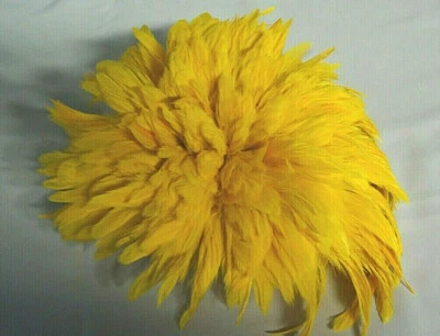Plumas de gallo blanqueadas y teñidas - Amarillo - 4-6" - 50 piezas   Foto 1 de 4