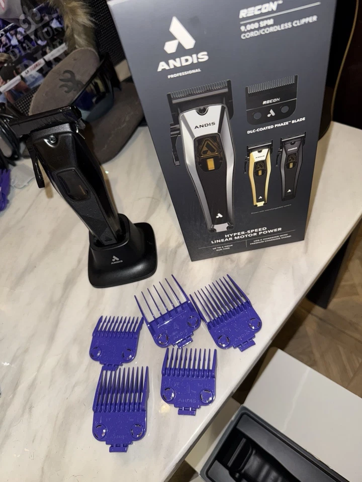 Cortapelos inalámbrico Andis RECON Vector Motor negro dorado con 3 tapas Foto 1 de 1