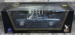 Road Signature Presidential Series 1961 Lincoln X-100 Kennedy Car New 1:24 - Picture 1 of 7