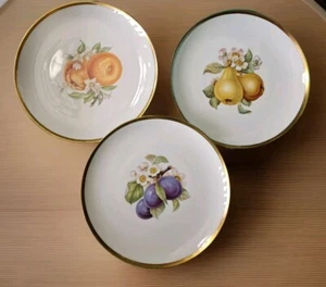 VTG. Set 3 Hutschenreuther Bavaria Germany Plums Pears Peaches Fruits 8" Plate - Picture 1 of 7
