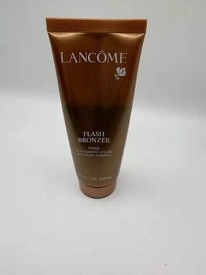 Gel corporal autobronceador tintado Lancome Flash con vitamina E pura Foto 1 de 4