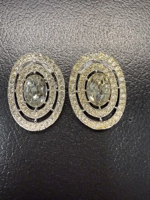Vintage Ornate Oval Shiny Rhinestone Shoe Clips - image 1 of 4