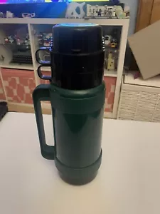 Vintage 1990s Travel Thermos 32oz Dark Green Insulated 2 Cups England 32-180 - Picture 1 of 4