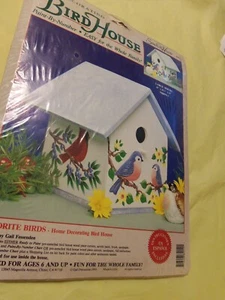 NUEVO - 1995 Gail Fessenden Madera Casa para Pájaros Pintado por Número Kit Pre-Grabado - Imagen 1 de 5