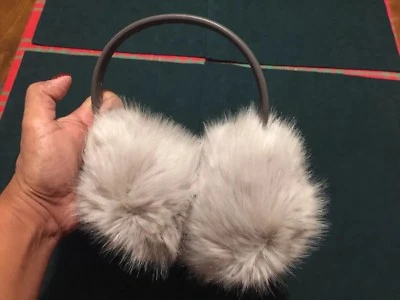 GIRLS EAR WARMERS WITH HEADSET LAVENDER GUC - Image 1 of 4