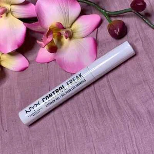 NYX control freak eyebrow gel in clear NWT - Picture 1 of 3