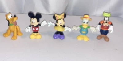 Lote de 6 figuras de PVC de Mickey Mouse y sus amigos de Disney Foto 1 de 4