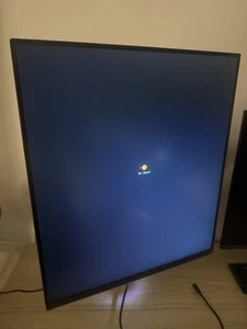 LG 28 inch SDQHD 16:18 DualUp Monitor with Ergo Stand - 28MQ780B - Picture 1 of 3
