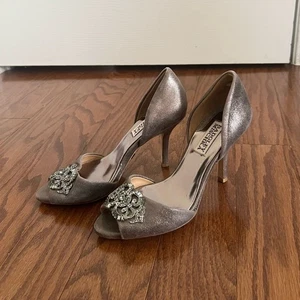 Badgley Mischka Suede Metallic Peep Toe D' Orsay Heels Size 5.5 - Picture 1 of 5