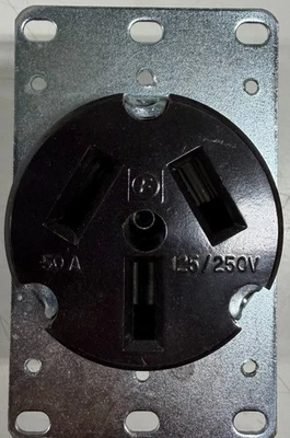 RECEPTÁCULO DE ALIMENTACIÓN 50 AMPERIOS MARRÓN 50A-125/250V ENVÍO GRATUITO Foto 1 de 4