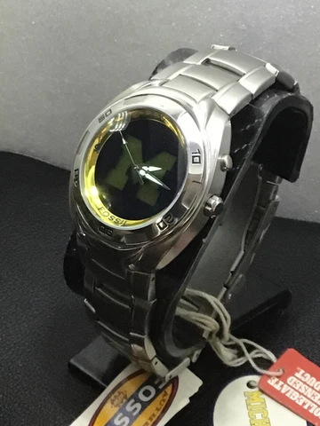 Michigan Wolverines NCAA Stainless Steel Kaleido Mens Watch by Fossil NEW (RARE) Cover