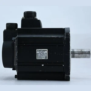 Used HC-SFS152 Servo Motor Mitsubishi Free Shipping - Picture 1 of 4