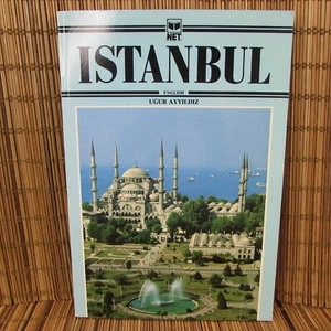 Istanbul By Ugur Ayyildiz 1990 PB Book - Picture 1 of 6
