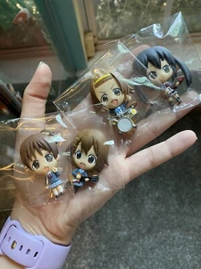 VENDEDOR DE EE. UU. ~ ¡K-ON! Anime Imán Mascota, Juego de 4/Megahouse - Imagen 1 de 4