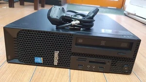 LENOVO THINKSTATION E32 WORKSTATION DESKTOP PC XEON 3.2GHZ 8GB Ram 500GB HDD - Afbeelding 1 van 7