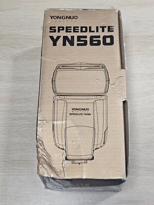 Yongnuo Digital Speedlite YN560 Wireless Flash Canon Olympus Camera Black - Image 1 of 4