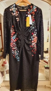 Karen Miller Dress Size 16 Black Floral Embroidery New/tags RRP$495 UK Designer - Picture 1 of 12