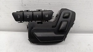 MERCEDES W246 B180 2014 FRONT RIGHT SEAT MEMORY CONTROL SWITCH A2469050351 #2500 - Picture 1 of 3